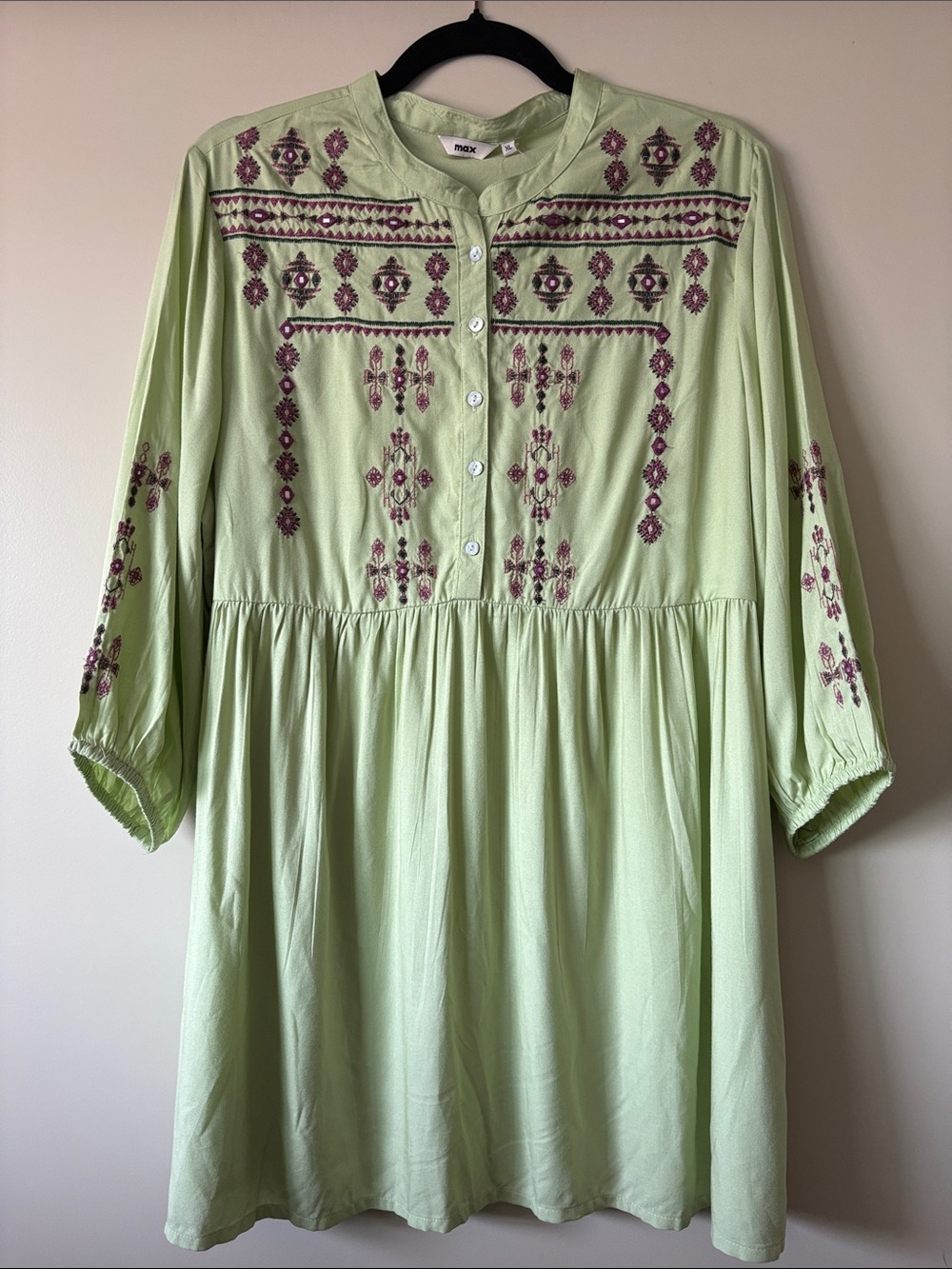 Beautiful Light Green Embroidered Tunic with Plum Accents